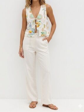 Paper Heart Cream Tie-Front Sleeveless Top with Citrus Print